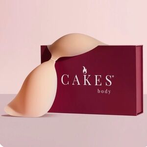 CAKES cleavage bra